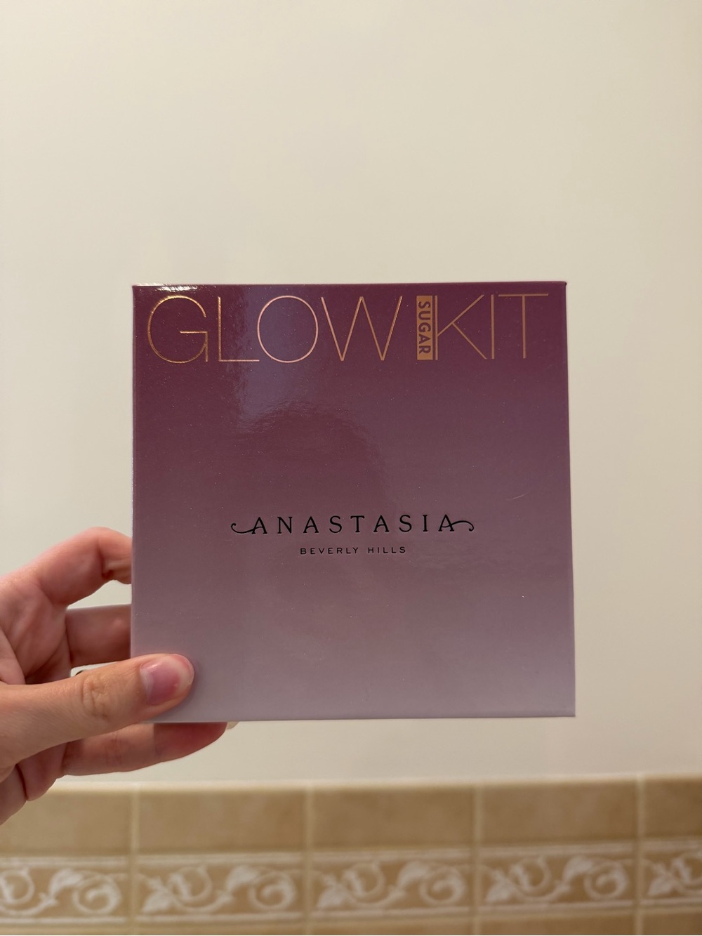 Anastasia Beverly Hills Glow Kit - Pink to Mauve Ombre with Gold Lettering